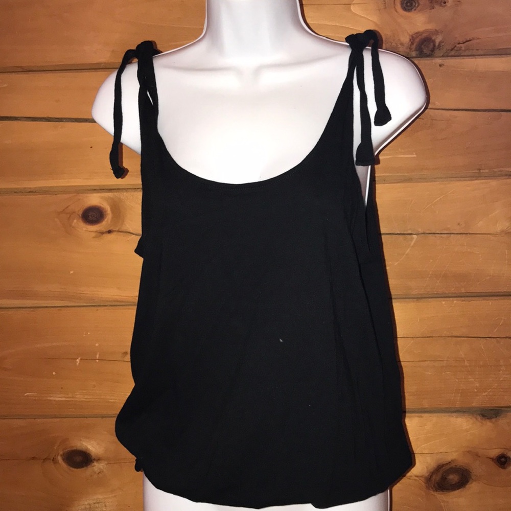 Gap black tank top